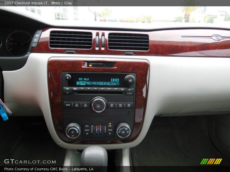 White / Gray 2007 Chevrolet Impala LT