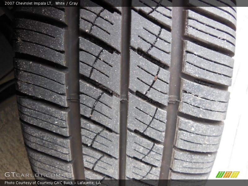 White / Gray 2007 Chevrolet Impala LT