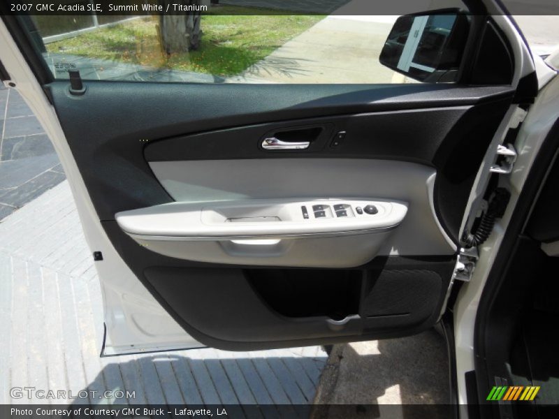 Summit White / Titanium 2007 GMC Acadia SLE