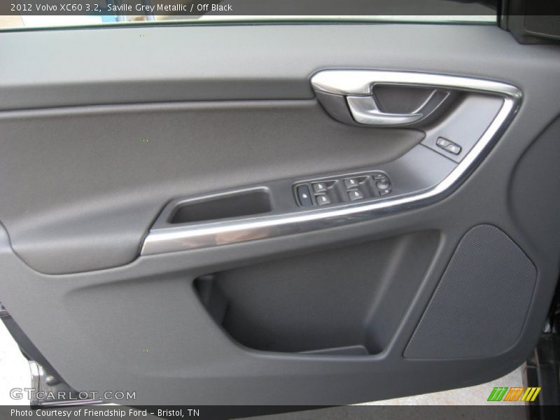 Saville Grey Metallic / Off Black 2012 Volvo XC60 3.2
