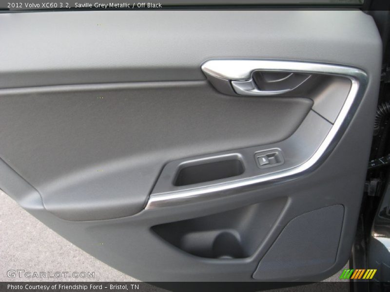 Saville Grey Metallic / Off Black 2012 Volvo XC60 3.2