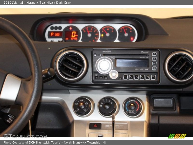 Hypnotic Teal Mica / Dark Gray 2010 Scion xB