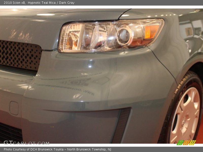 Hypnotic Teal Mica / Dark Gray 2010 Scion xB