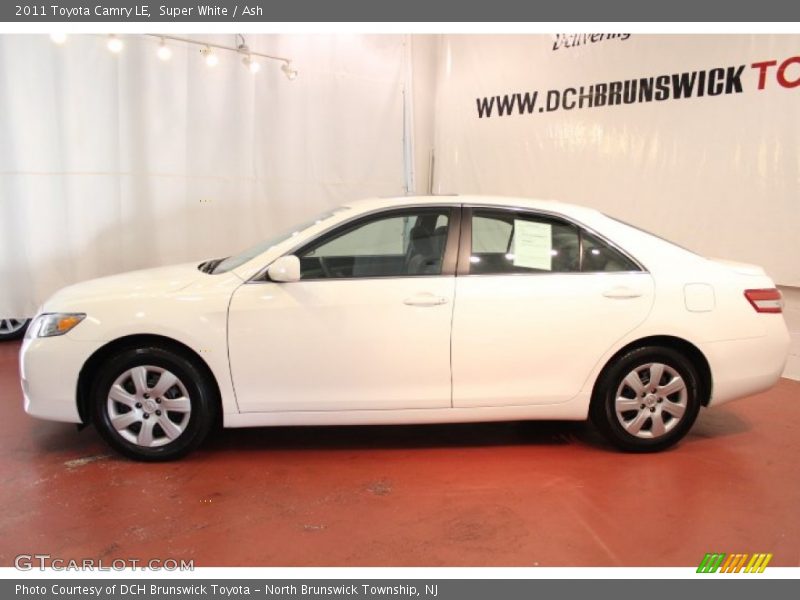 Super White / Ash 2011 Toyota Camry LE