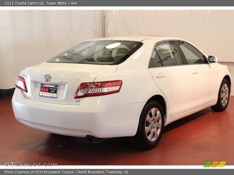 Super White / Ash 2011 Toyota Camry LE