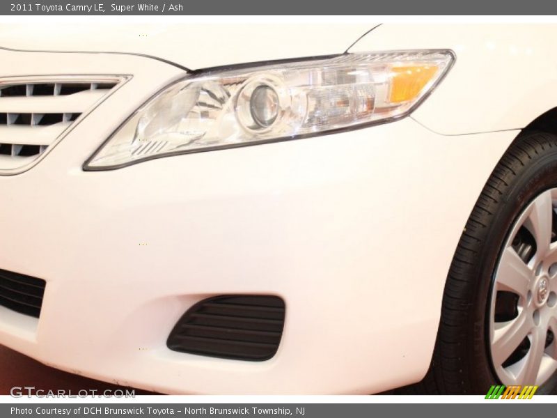 Super White / Ash 2011 Toyota Camry LE