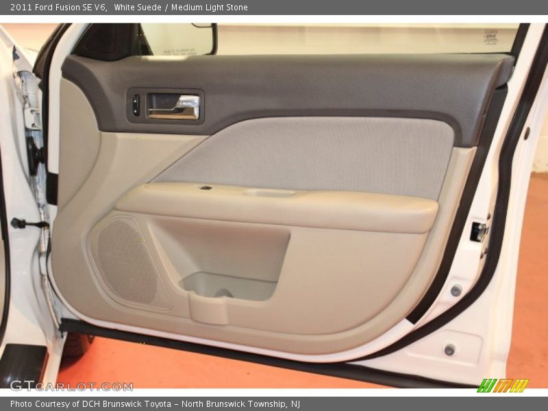 White Suede / Medium Light Stone 2011 Ford Fusion SE V6