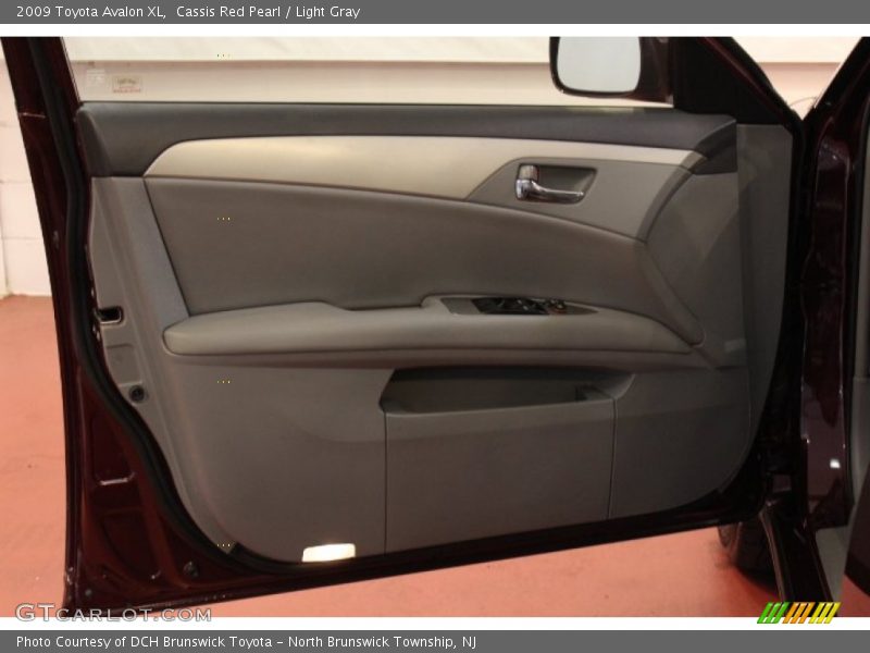 Cassis Red Pearl / Light Gray 2009 Toyota Avalon XL