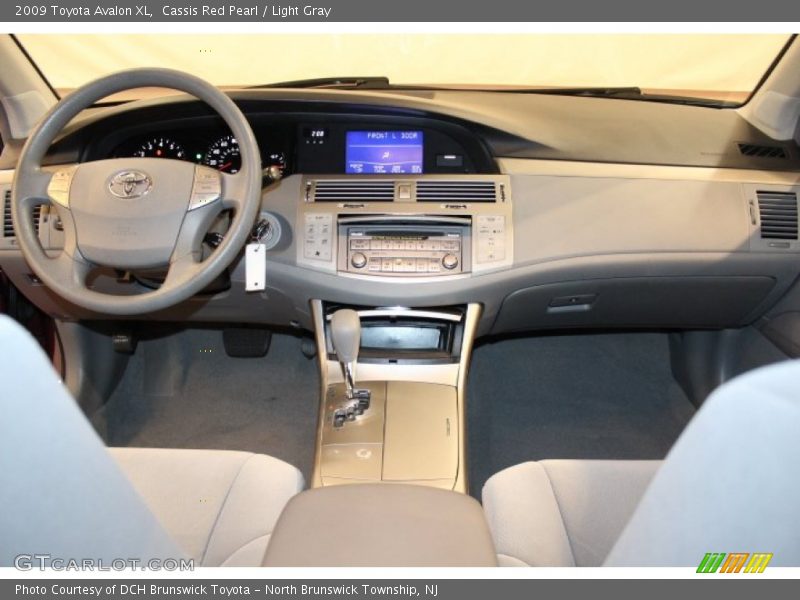 Cassis Red Pearl / Light Gray 2009 Toyota Avalon XL
