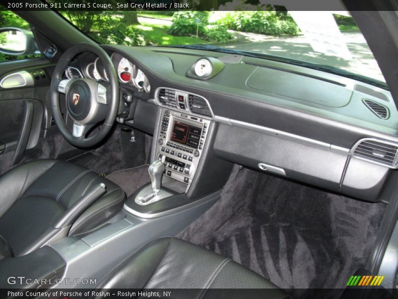 Dashboard of 2005 911 Carrera S Coupe