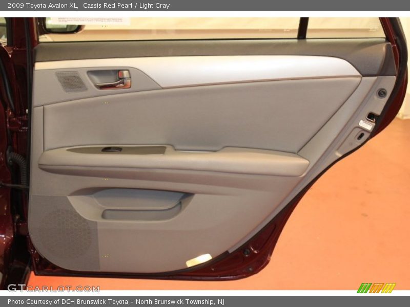 Cassis Red Pearl / Light Gray 2009 Toyota Avalon XL