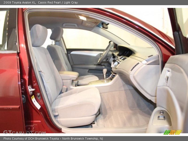 Cassis Red Pearl / Light Gray 2009 Toyota Avalon XL