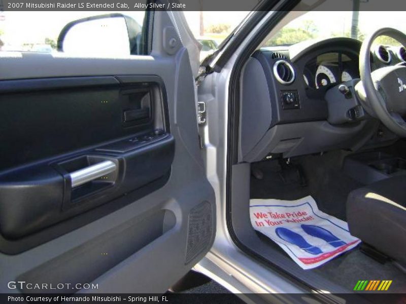 Alloy Silver / Slate 2007 Mitsubishi Raider LS Extended Cab