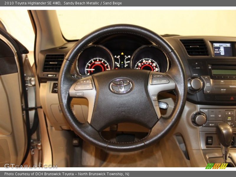 Sandy Beach Metallic / Sand Beige 2010 Toyota Highlander SE 4WD