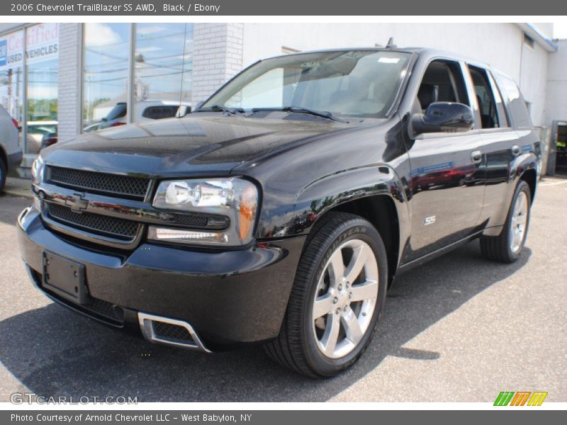 Front 3/4 View of 2006 TrailBlazer SS AWD