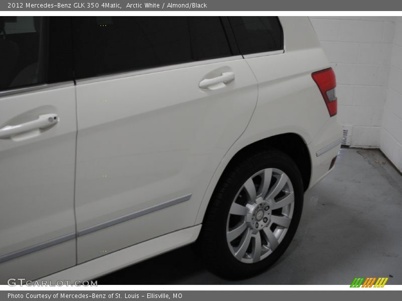 Arctic White / Almond/Black 2012 Mercedes-Benz GLK 350 4Matic