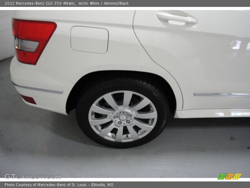 Arctic White / Almond/Black 2012 Mercedes-Benz GLK 350 4Matic