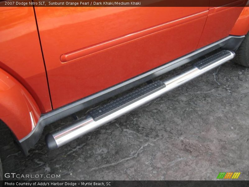 Sunburst Orange Pearl / Dark Khaki/Medium Khaki 2007 Dodge Nitro SLT