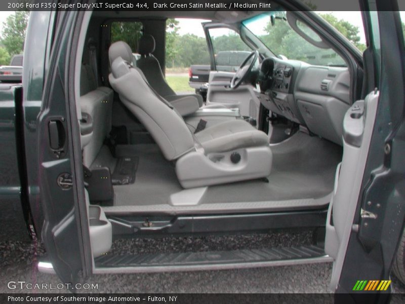 Dark Green Satin Metallic / Medium Flint 2006 Ford F350 Super Duty XLT SuperCab 4x4
