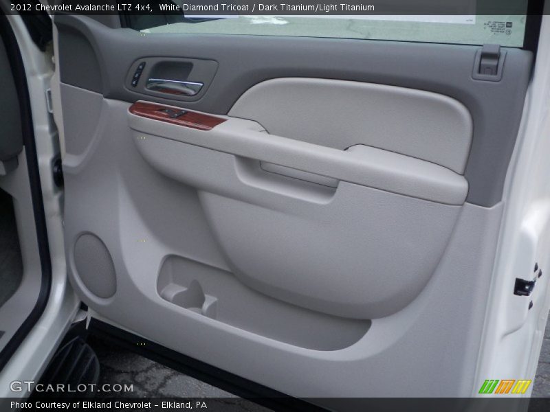 White Diamond Tricoat / Dark Titanium/Light Titanium 2012 Chevrolet Avalanche LTZ 4x4