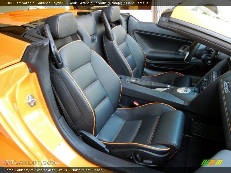 Front Seat of 2008 Gallardo Spyder E-Gear