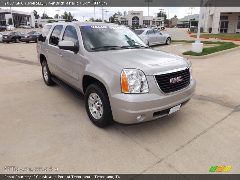 Silver Birch Metallic / Light Titanium 2007 GMC Yukon SLE