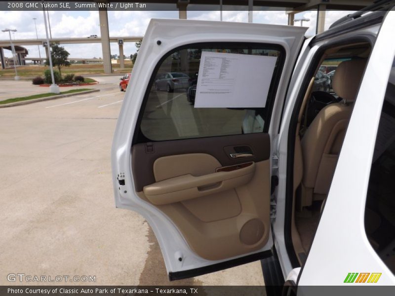 Summit White / Light Tan 2008 GMC Yukon SLE