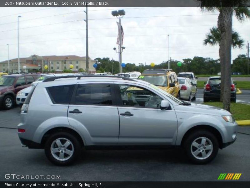 Cool Silver Metallic / Black 2007 Mitsubishi Outlander LS