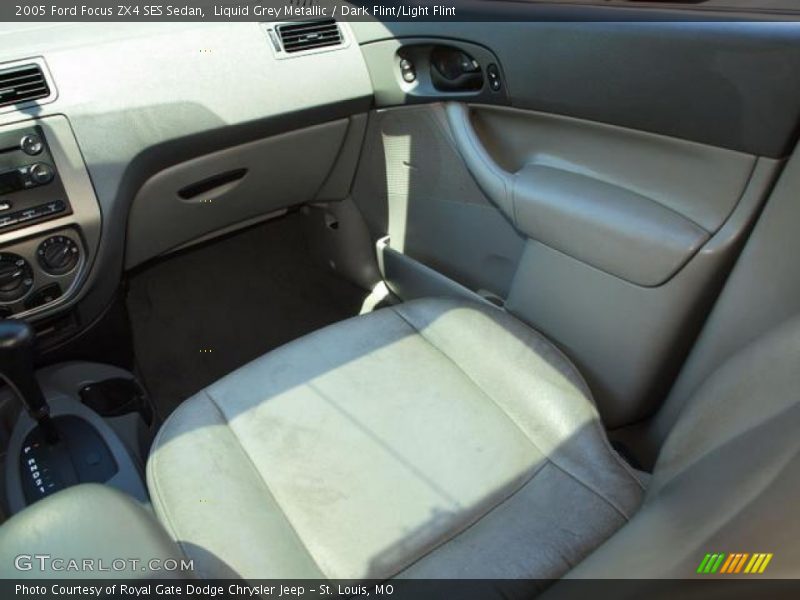 Liquid Grey Metallic / Dark Flint/Light Flint 2005 Ford Focus ZX4 SES Sedan