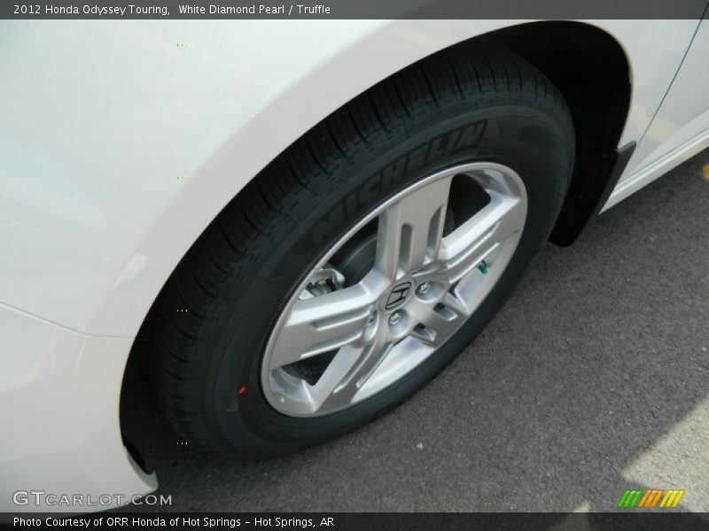 White Diamond Pearl / Truffle 2012 Honda Odyssey Touring