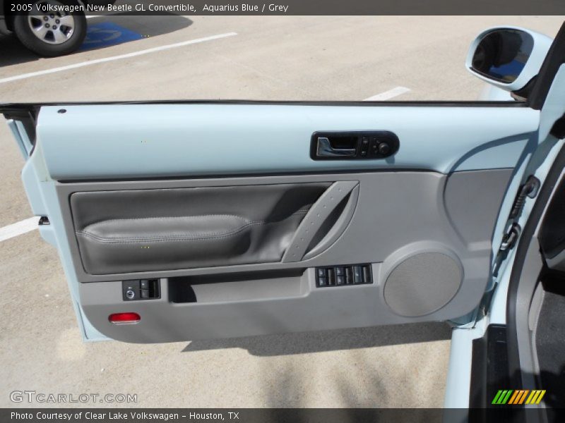 Door Panel of 2005 New Beetle GL Convertible