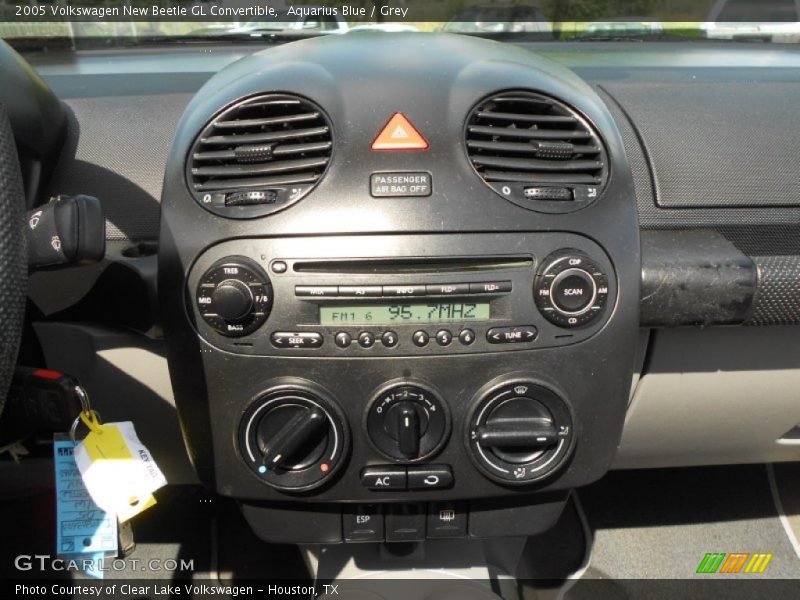 Controls of 2005 New Beetle GL Convertible