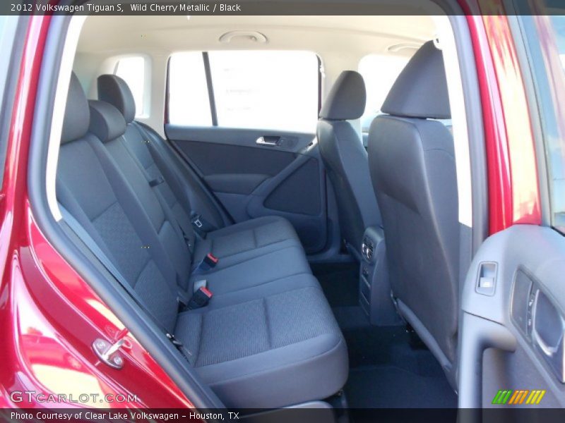 Wild Cherry Metallic / Black 2012 Volkswagen Tiguan S