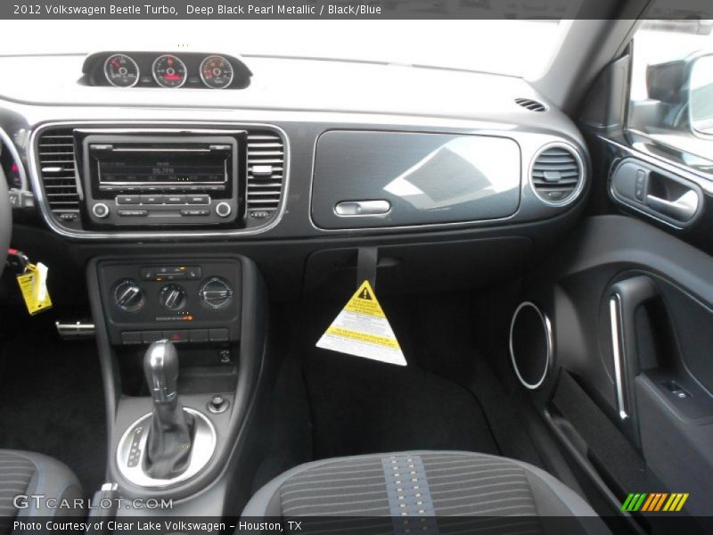 Deep Black Pearl Metallic / Black/Blue 2012 Volkswagen Beetle Turbo