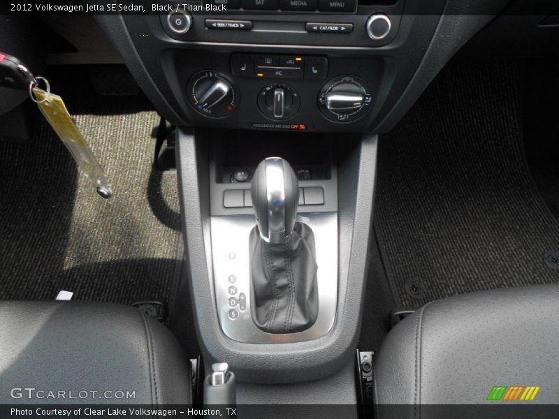 Black / Titan Black 2012 Volkswagen Jetta SE Sedan