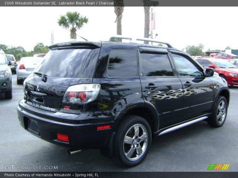 Labrador Black Pearl / Charcoal 2006 Mitsubishi Outlander SE