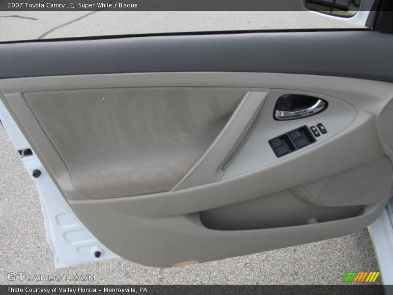 Super White / Bisque 2007 Toyota Camry LE