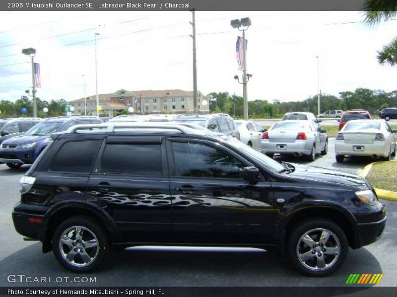 Labrador Black Pearl / Charcoal 2006 Mitsubishi Outlander SE