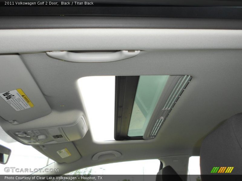 Black / Titan Black 2011 Volkswagen Golf 2 Door