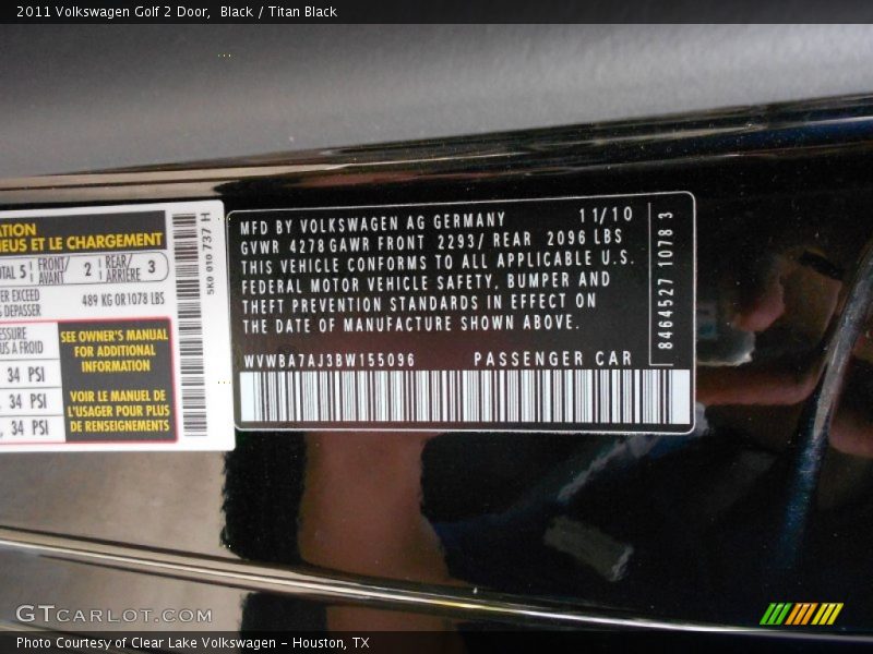 Black / Titan Black 2011 Volkswagen Golf 2 Door