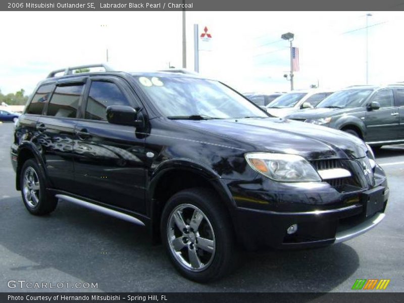 Labrador Black Pearl / Charcoal 2006 Mitsubishi Outlander SE