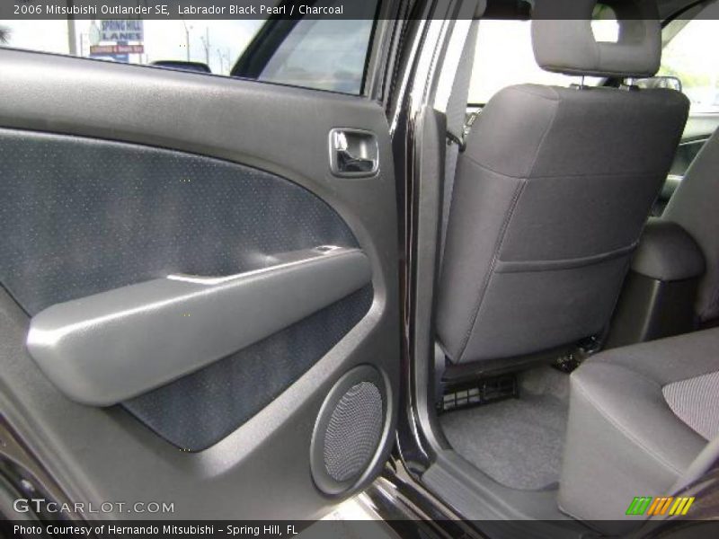 Labrador Black Pearl / Charcoal 2006 Mitsubishi Outlander SE