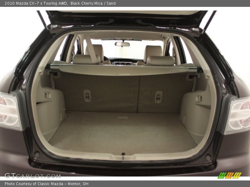  2010 CX-7 s Touring AWD Trunk
