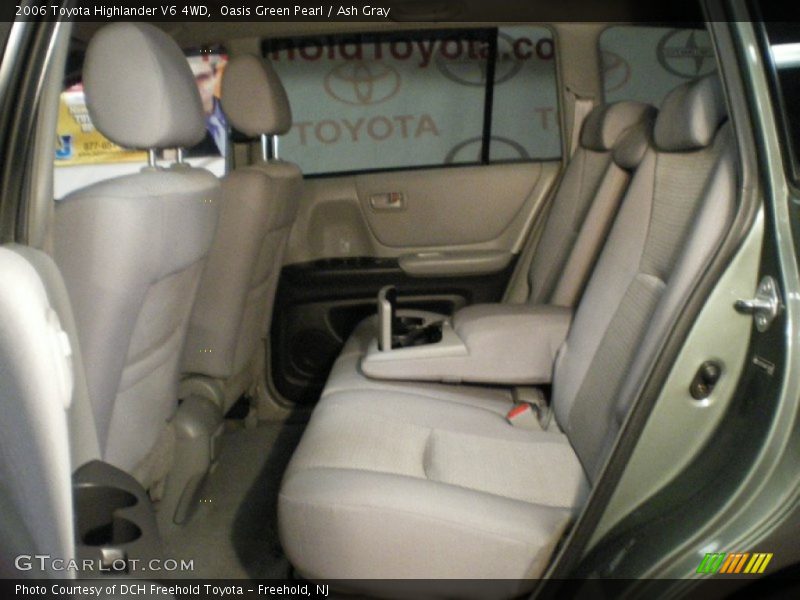 Oasis Green Pearl / Ash Gray 2006 Toyota Highlander V6 4WD