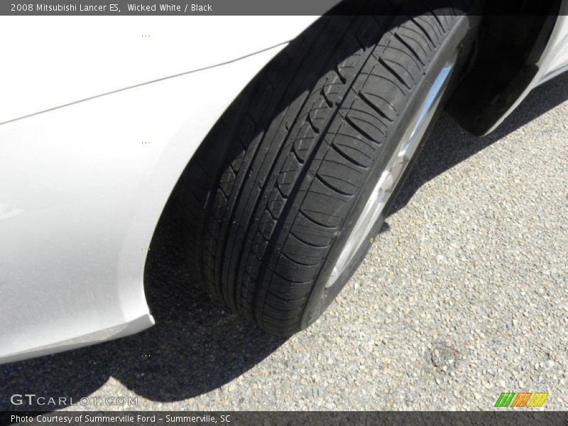 Wicked White / Black 2008 Mitsubishi Lancer ES