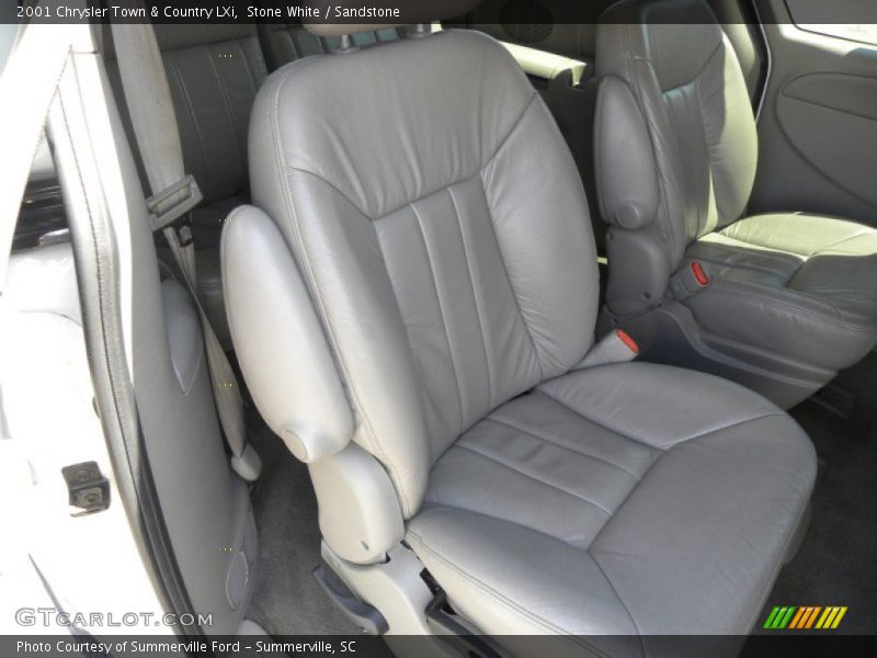 Stone White / Sandstone 2001 Chrysler Town & Country LXi
