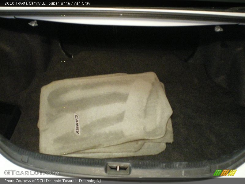 Super White / Ash Gray 2010 Toyota Camry LE