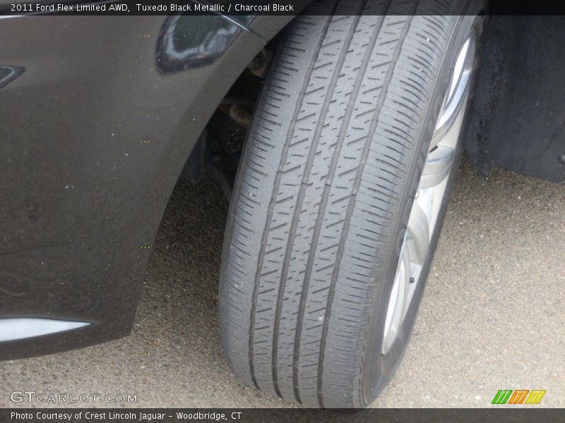 Tuxedo Black Metallic / Charcoal Black 2011 Ford Flex Limited AWD