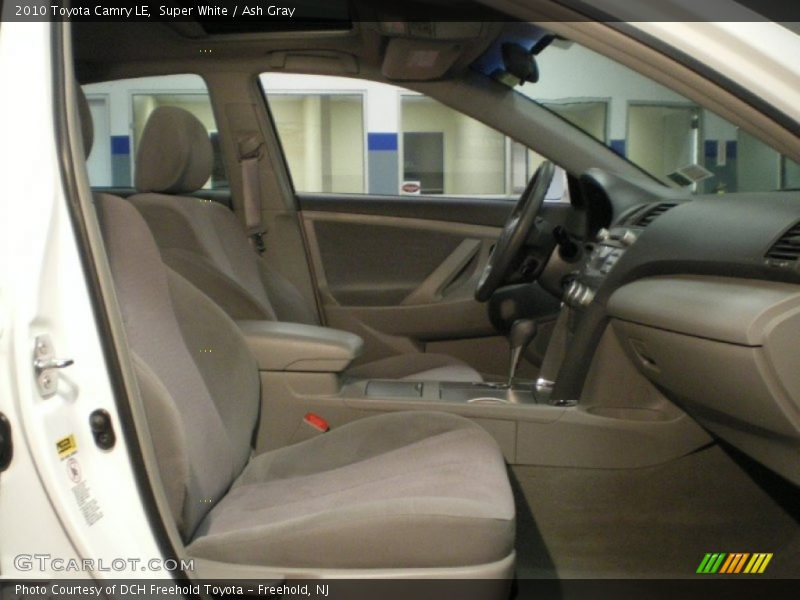 Super White / Ash Gray 2010 Toyota Camry LE