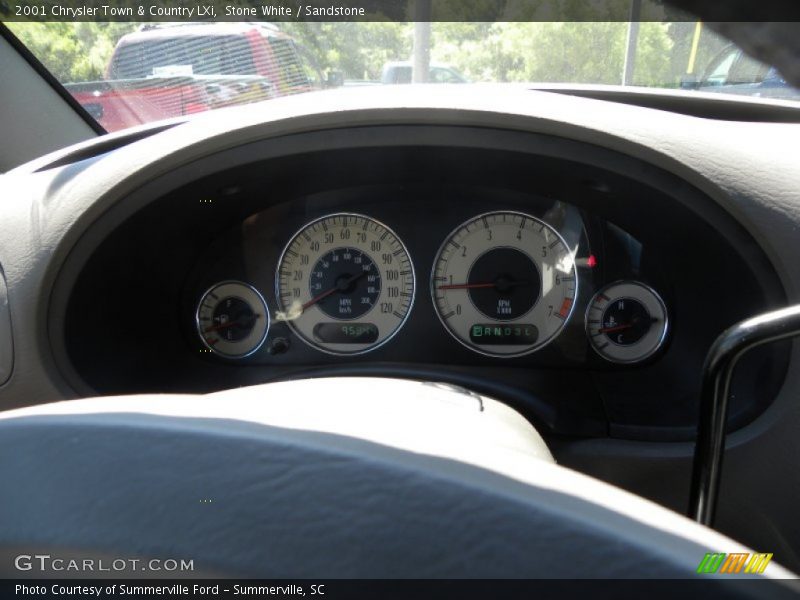 Stone White / Sandstone 2001 Chrysler Town & Country LXi